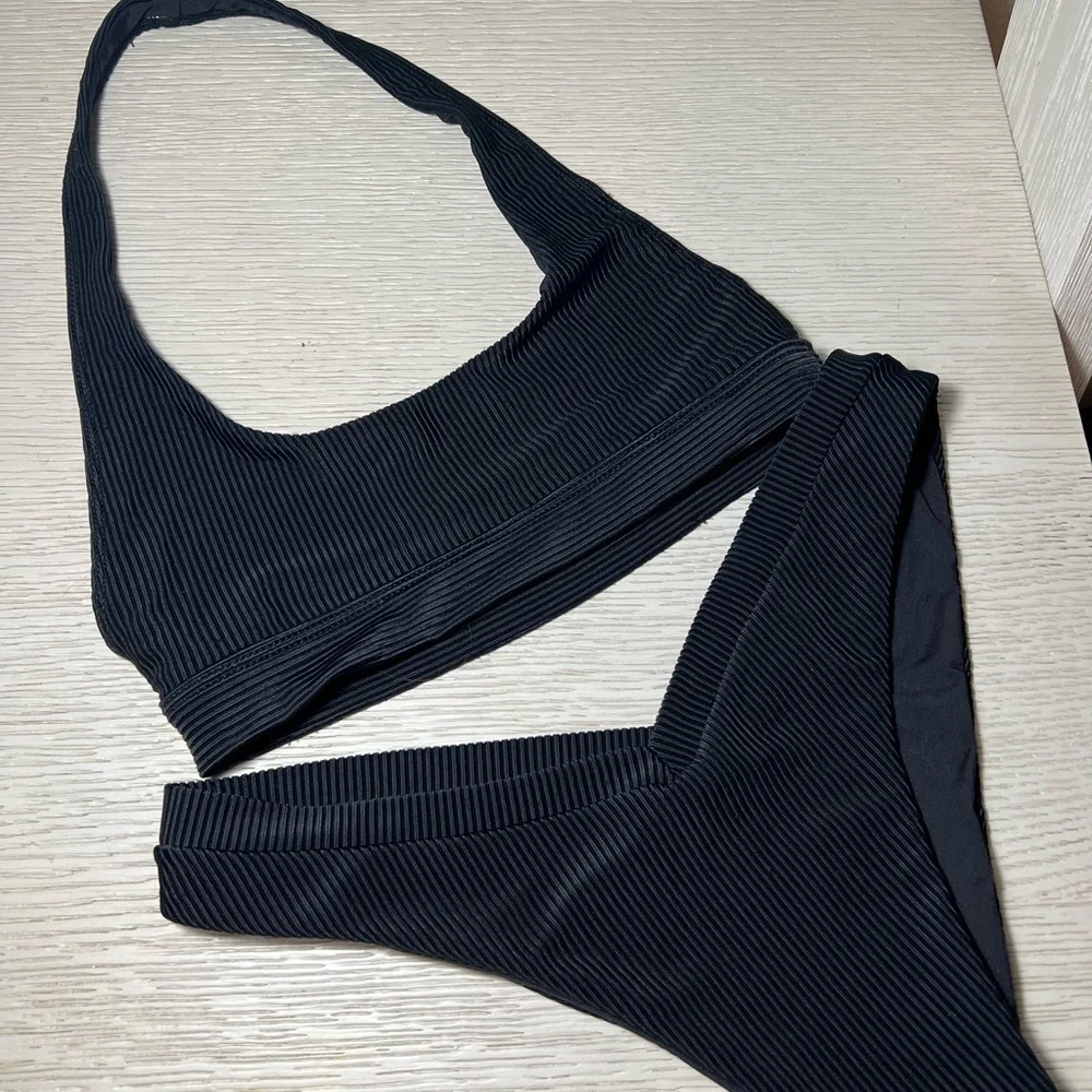 Frankies Bikini - Stevie Halter Scoop Bikini Top Ribbed Black
